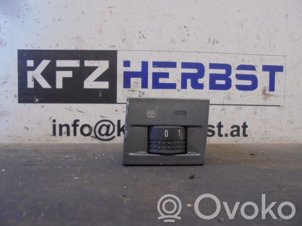 Opel Vectra C Seat heating switch 