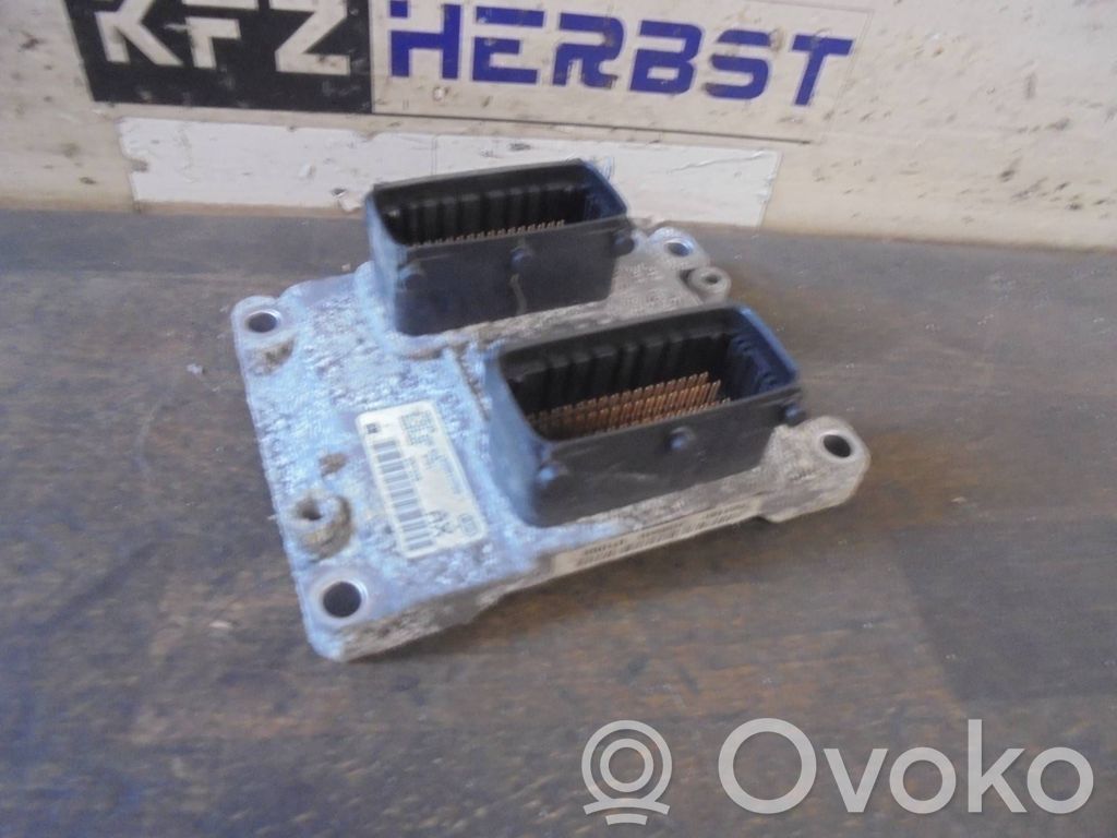 Opel Corsa D Unidad de control/módulo del motor 