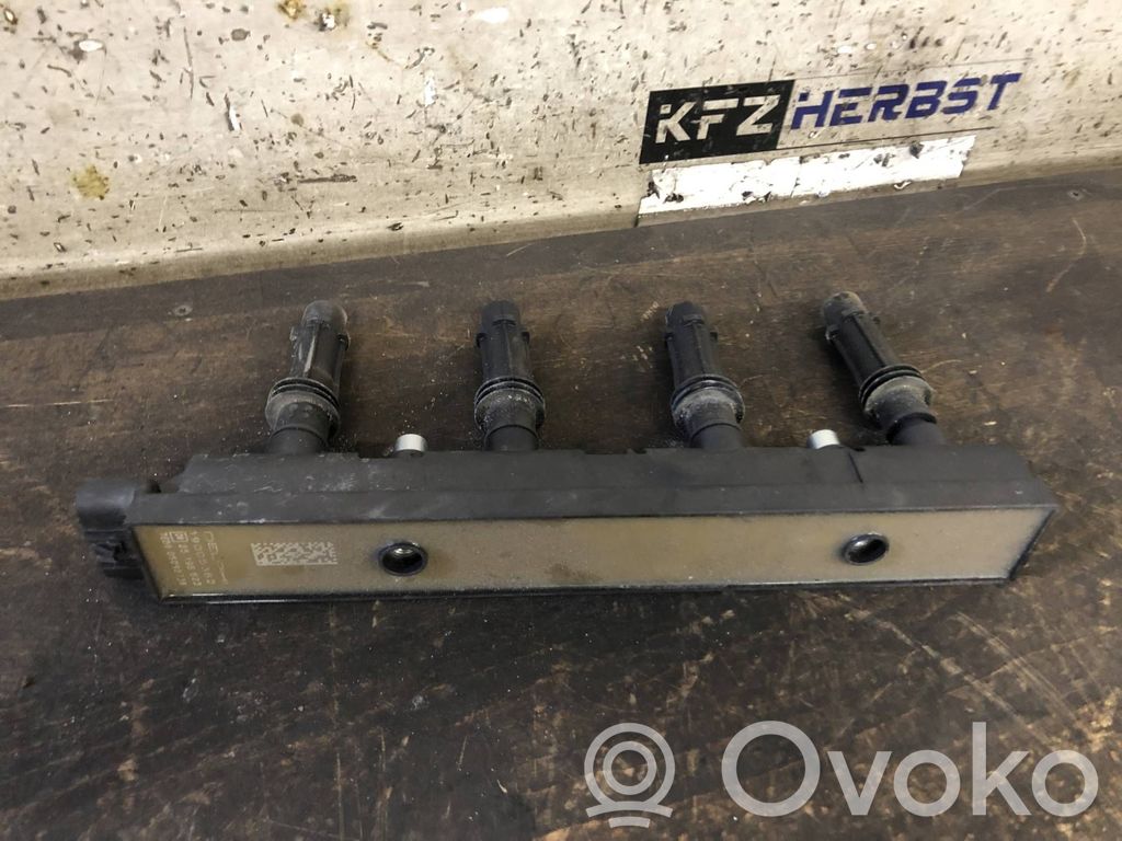 Opel Corsa D Aparat / Rozdzielacz zapłonu 