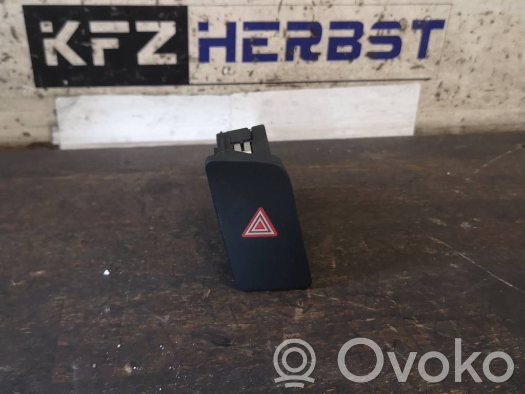 Botón interruptor de luz de peligro   8U1941509,8U1941509