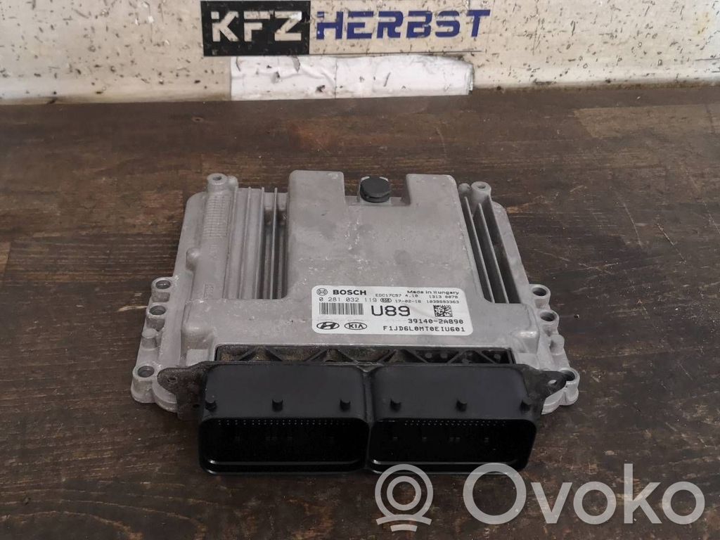 KIA Pro Cee'd II Engine control unit/module 