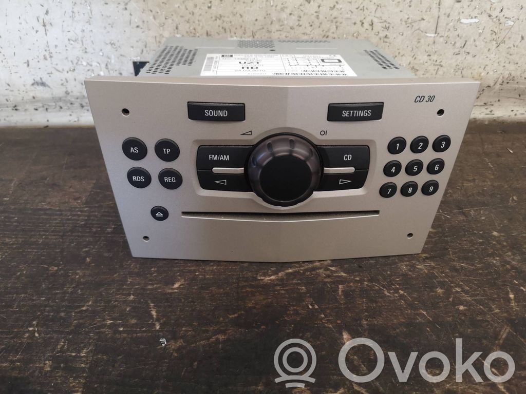 Opel Corsa D CD / DVD Laufwerk Navigationseinheit 