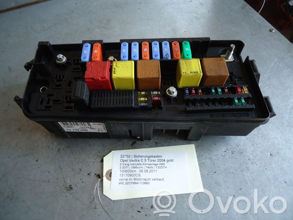 Opel Vectra C Juego de caja de fusibles 