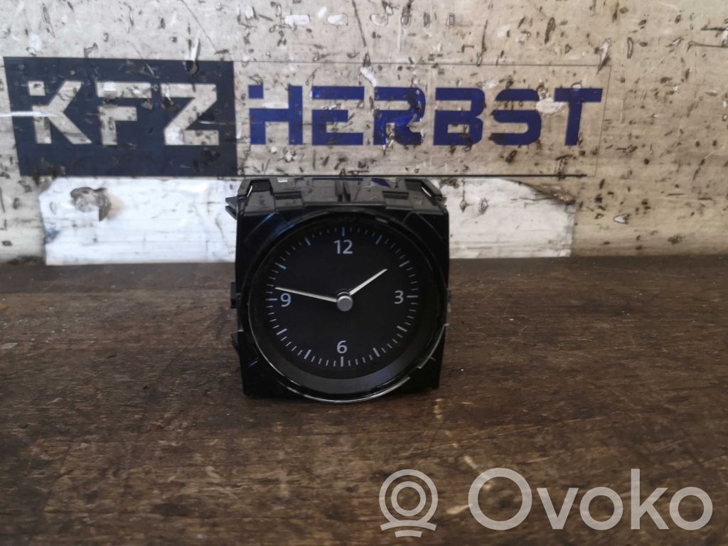Clock   3G0919204C,3G0919204C