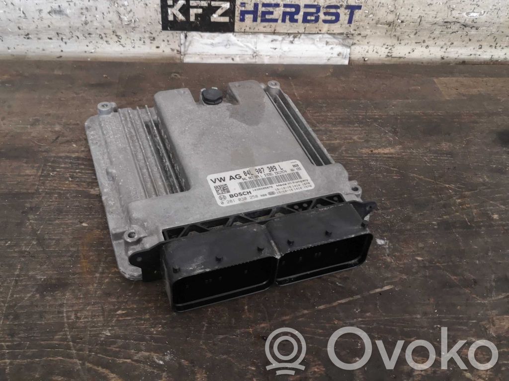 Audi A4 S4 B9 Engine control unit/module 