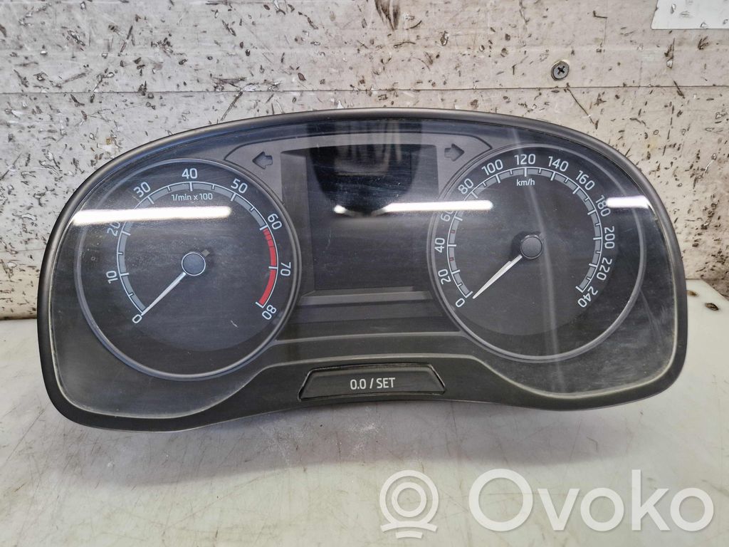 Skoda Fabia Mk3 (NJ) Licznik / Prędkościomierz