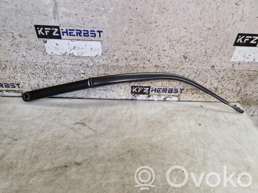 Wischerarm vorne   76610T0AA01,76610T0AA01