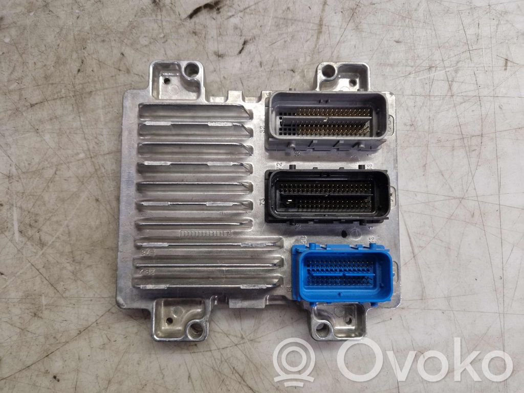 Engine control unit/module   12649905,12643636,12643636,12649905,12668991
