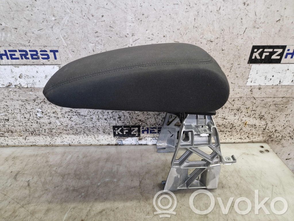 Audi A3 S3 8V Reposabrazos 