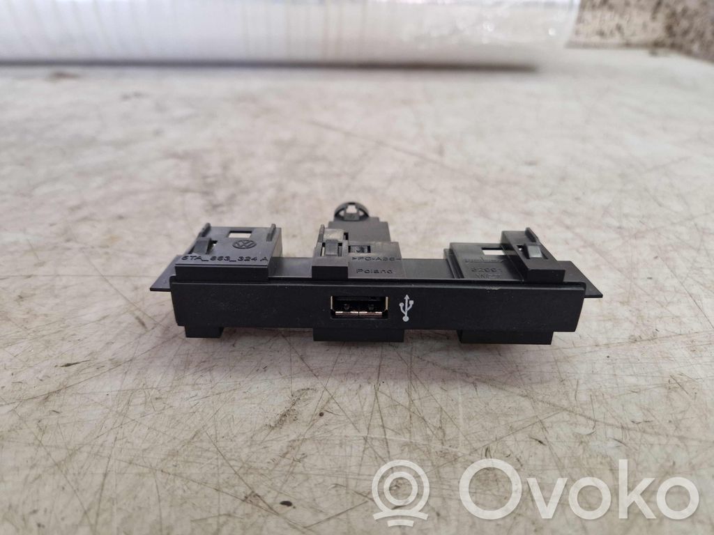 Volkswagen Cross Touran II Kit hands-free 