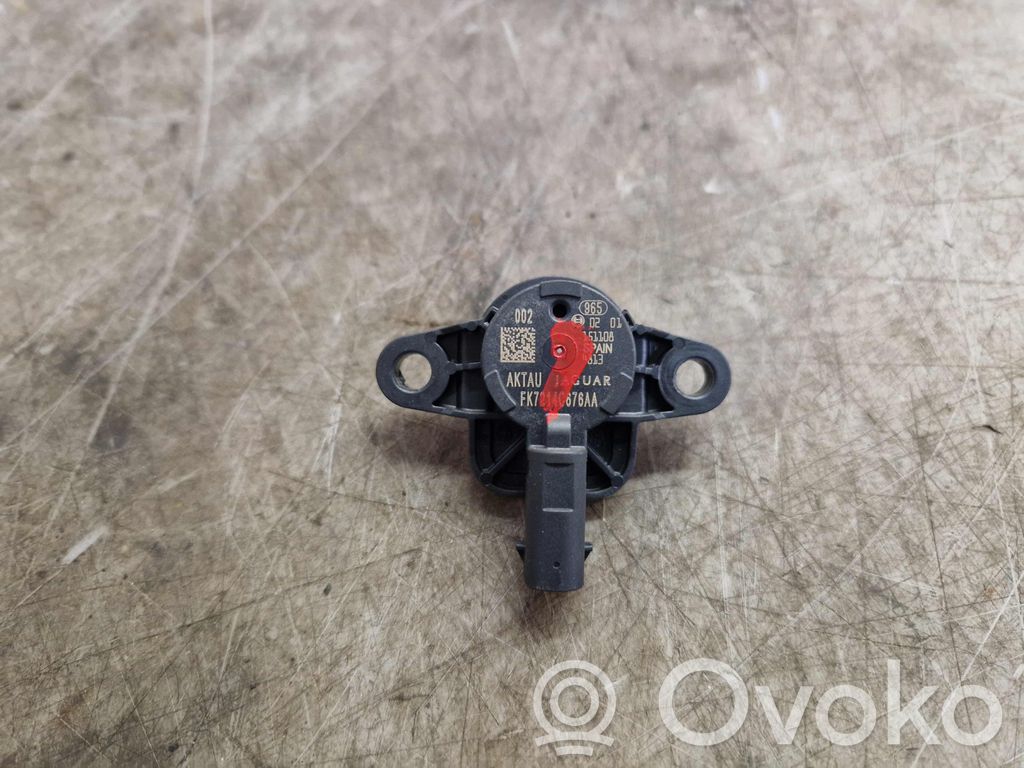 Jaguar XE Airbag deployment crash/impact sensor 