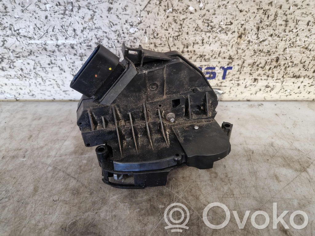 Ford Fiesta Serratura portiera anteriore 