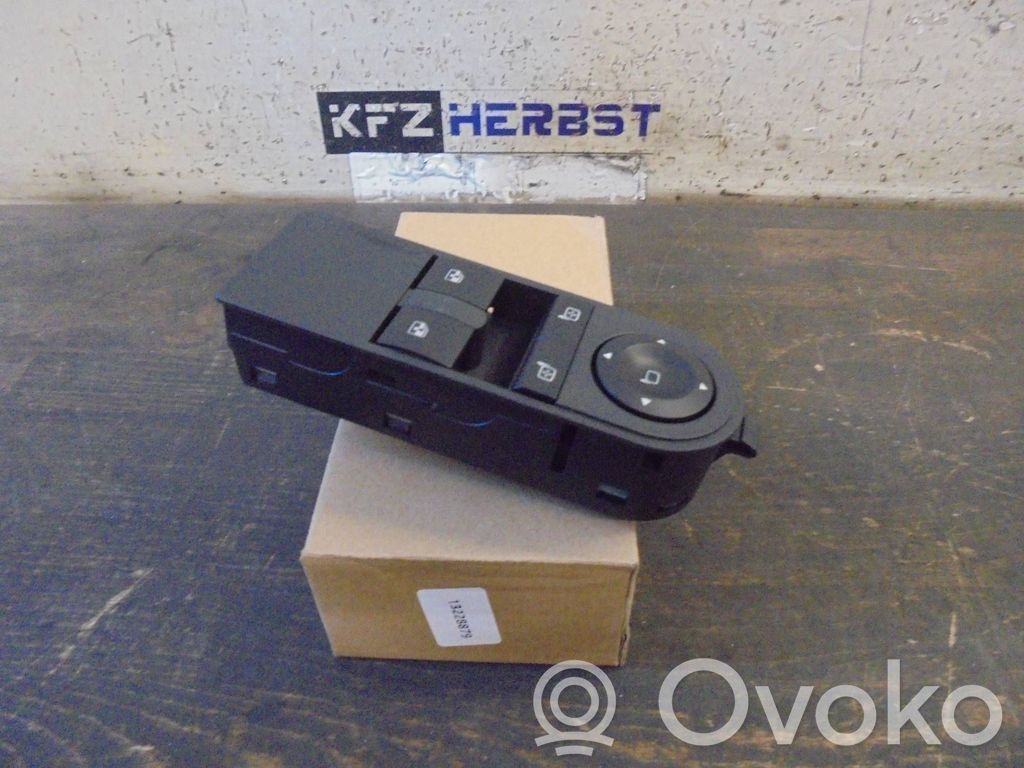 Electric window control switch   NEU,13228879,13183692,13215152,13228706,13228879,6240331,6240381,NEU
