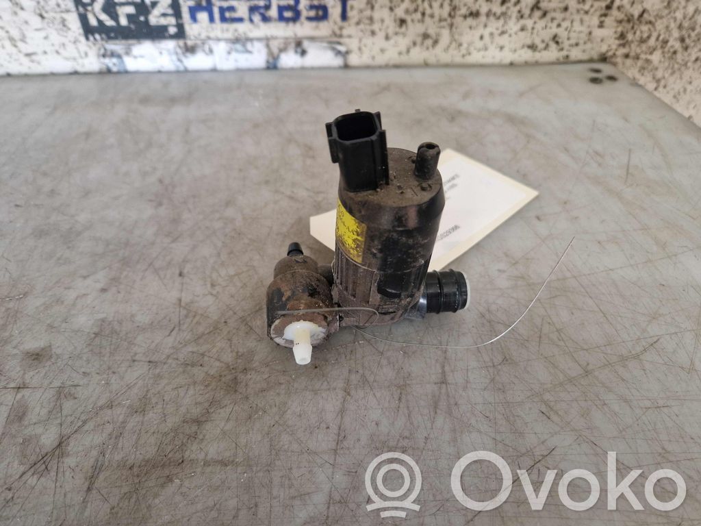 Ford Galaxy Windscreen/windshield washer pump 