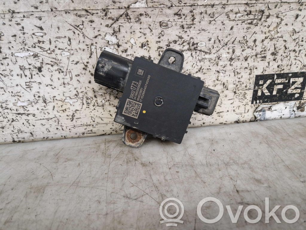 Opel Corsa E Ventiliatoriaus (-ių) valdymo blokas 