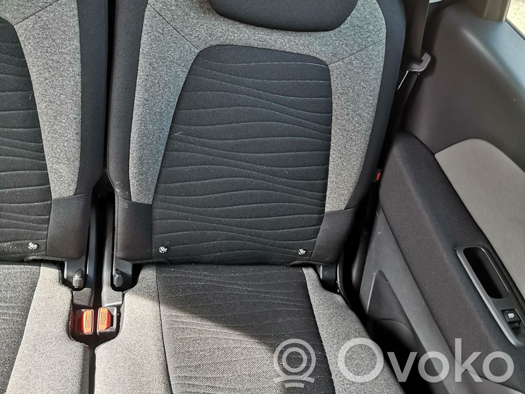 Citroen C4 II Picasso Second row seats 