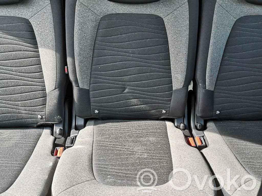 Citroen C4 II Picasso Second row seats 
