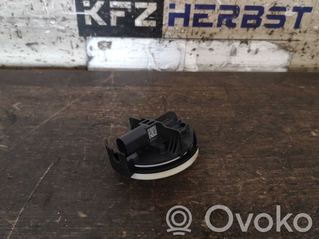 Audi Q4 Sportback e-tron Airbagsensor Crashsensor Drucksensor 