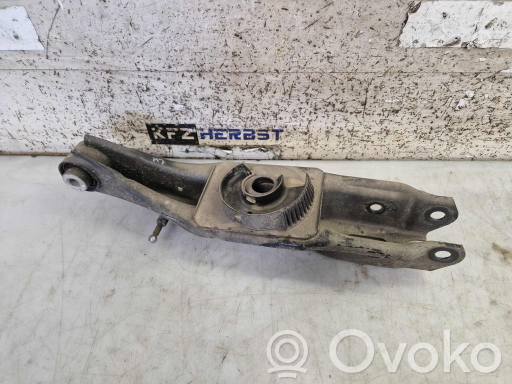 Volkswagen ID.4 Takatukivarsi 