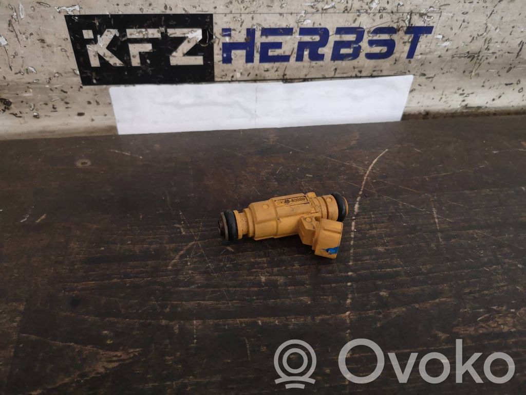 Hyundai i30 Inyector de combustible 