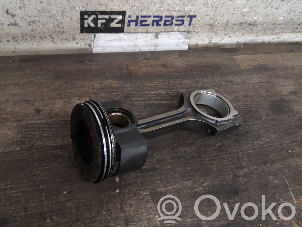 Ford Transit Piston 