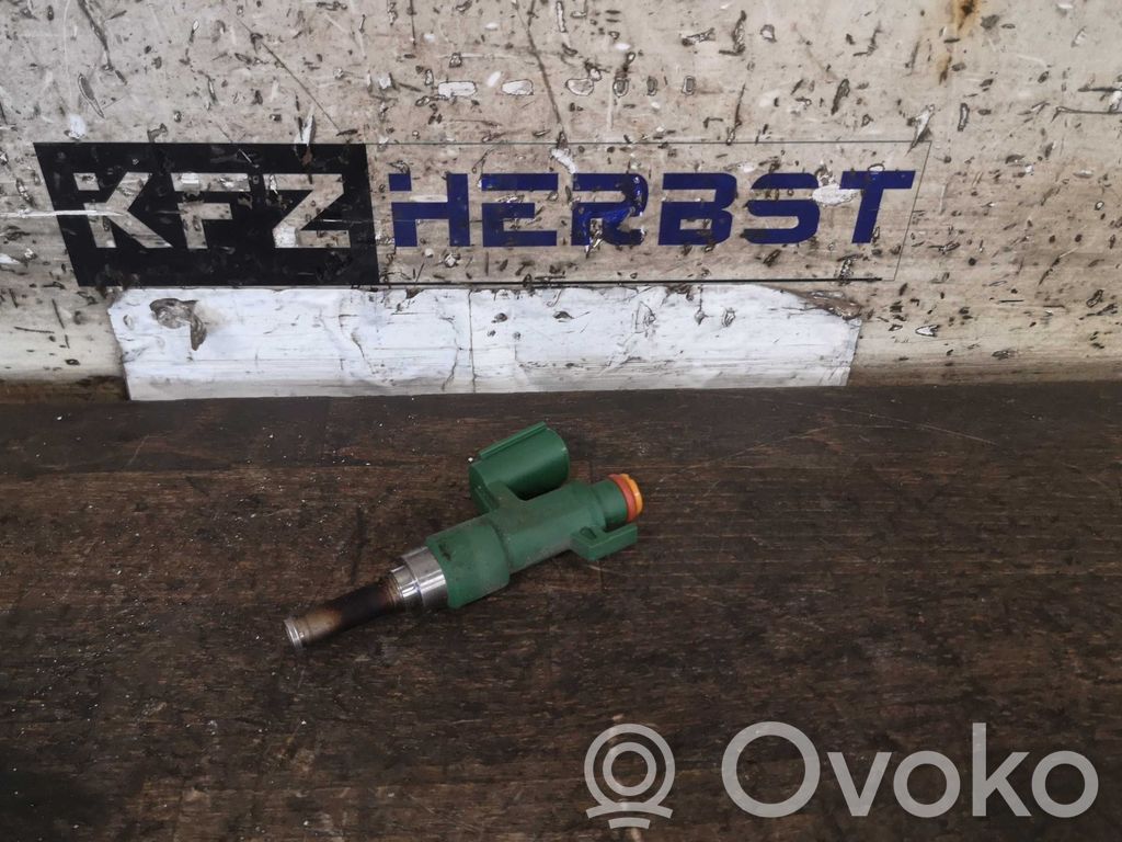 Inyector de combustible   23250F3020,23250F3020
