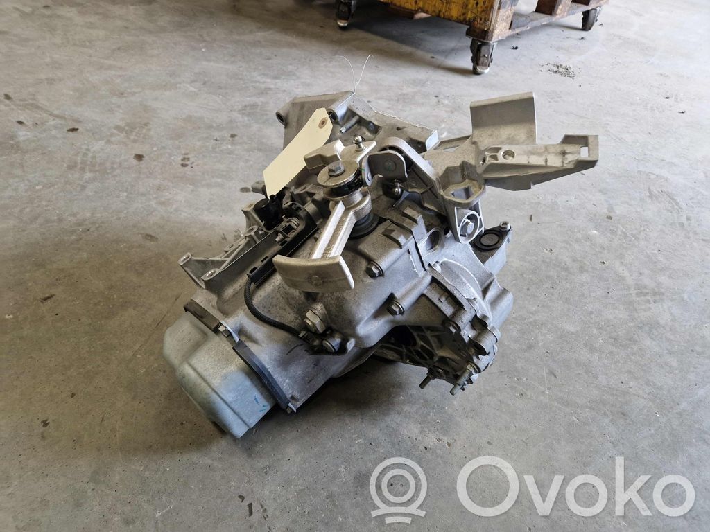 Opel Corsa F Cutie viteze manuală cu 5 trepte 