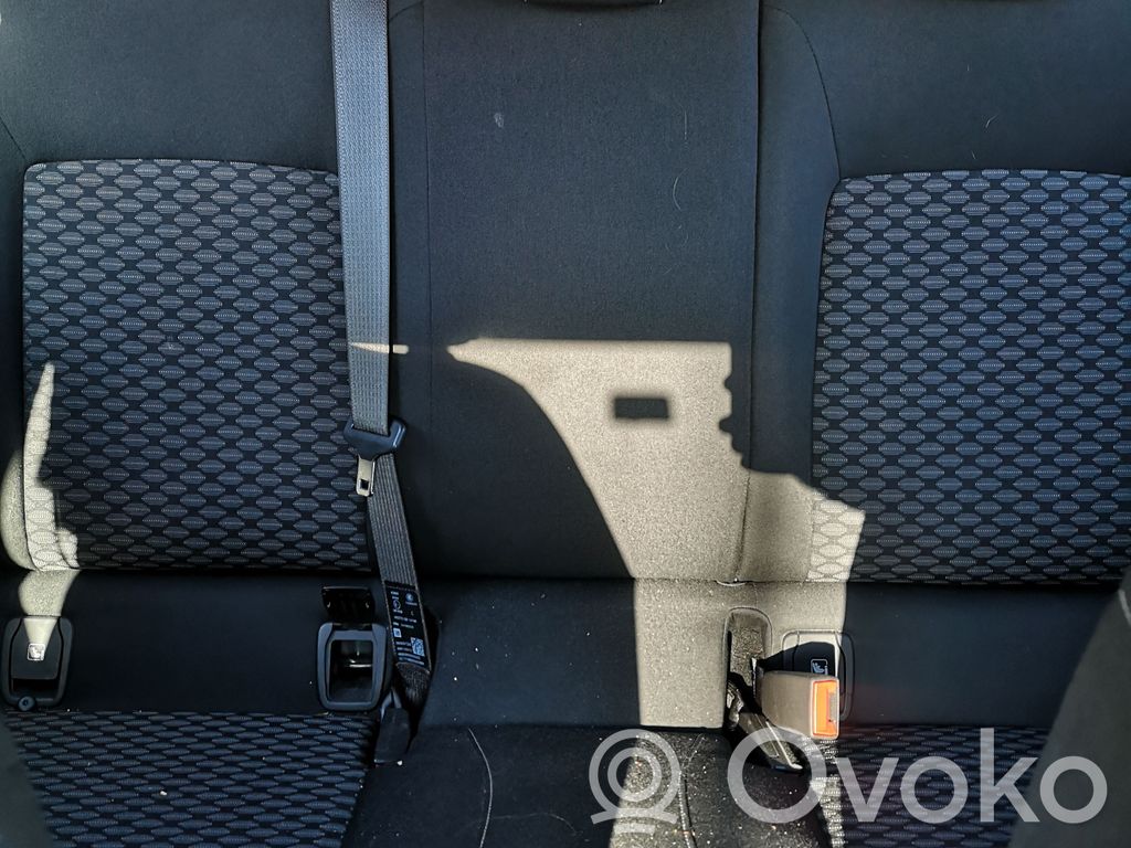 Opel Astra K Al doilea rând de scaune 