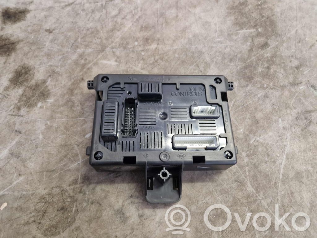 Other control units/modules   8200652284B,8200652284B