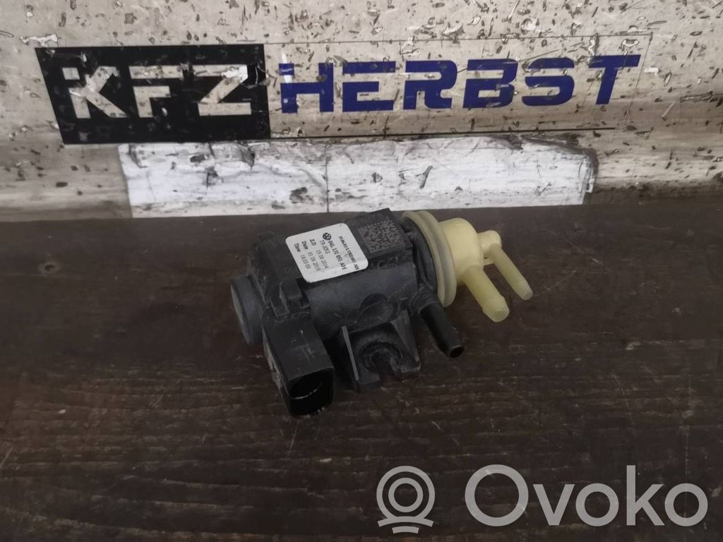 Válvula electromagnética   04L131051AH,04L131051AH
