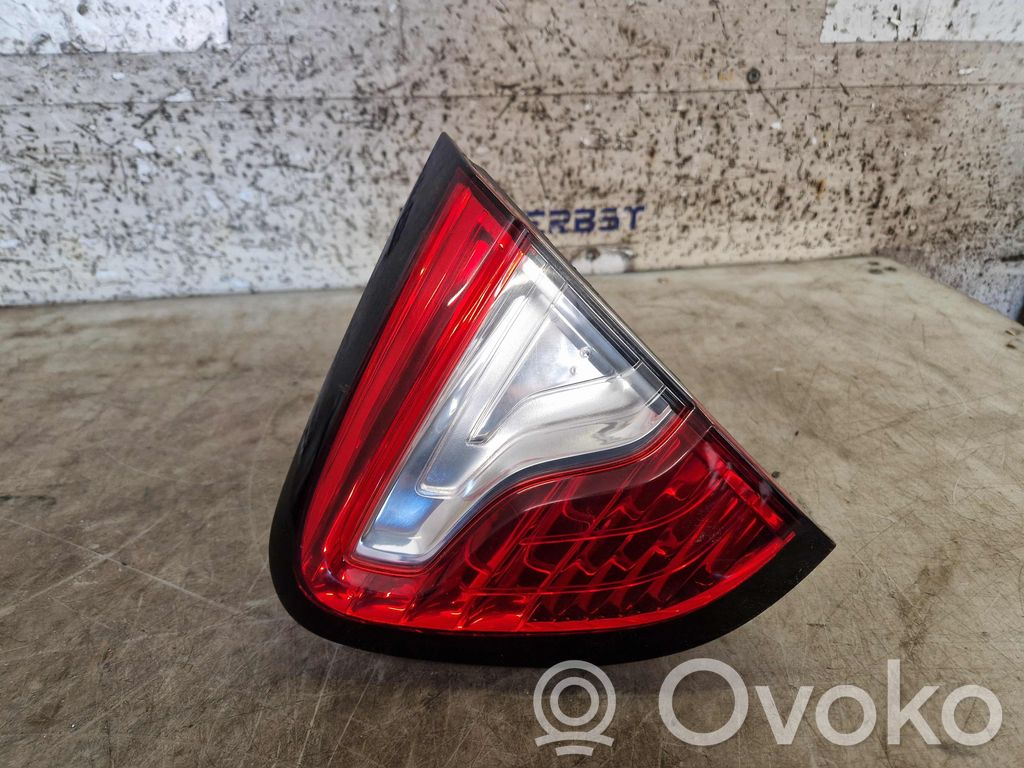 Rear/tail lights   265508073R,265508073R