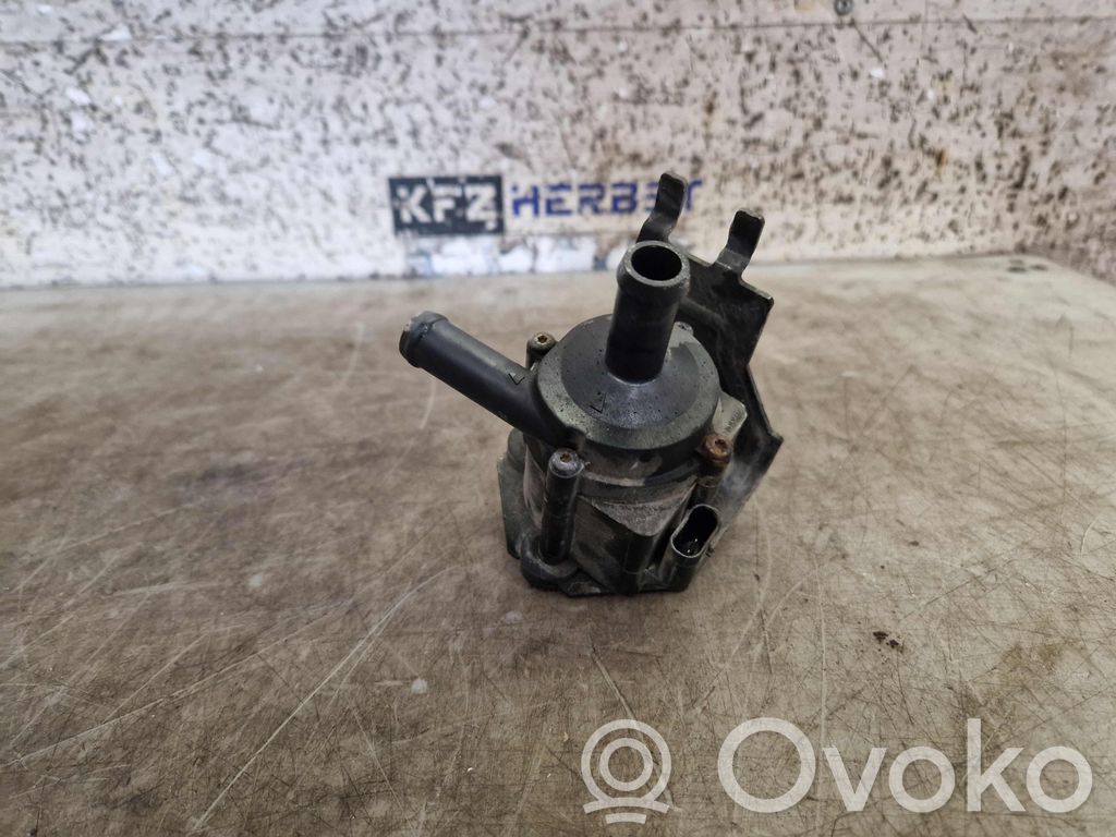 Bomba de agua   CM5G8C419AA,CM5G8C419AA