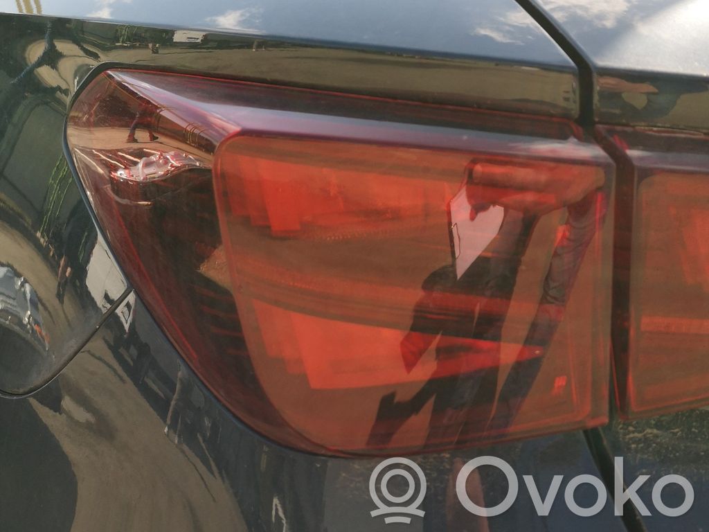 Rear/tail lights   5FA945207D,5FA945207D