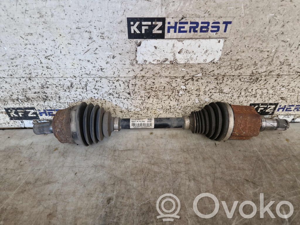 Volvo V40 Kardanas komplekte 