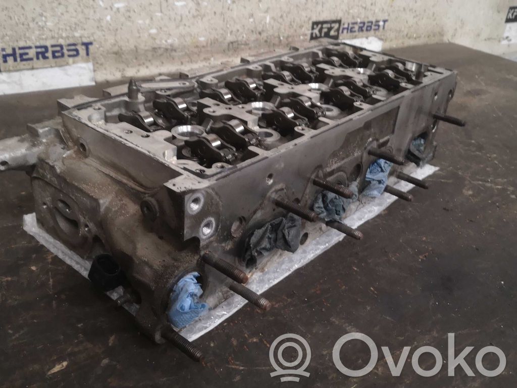 Volkswagen Golf VII Engine head 