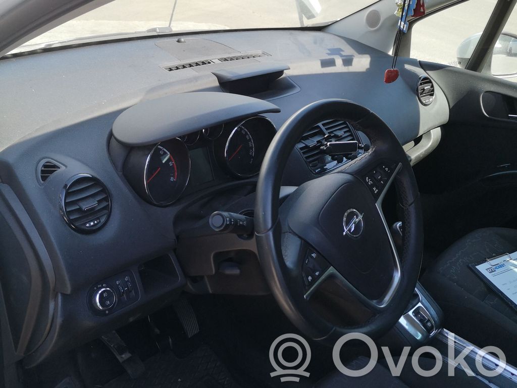 Opel Meriva B Turvatyynysarja 
