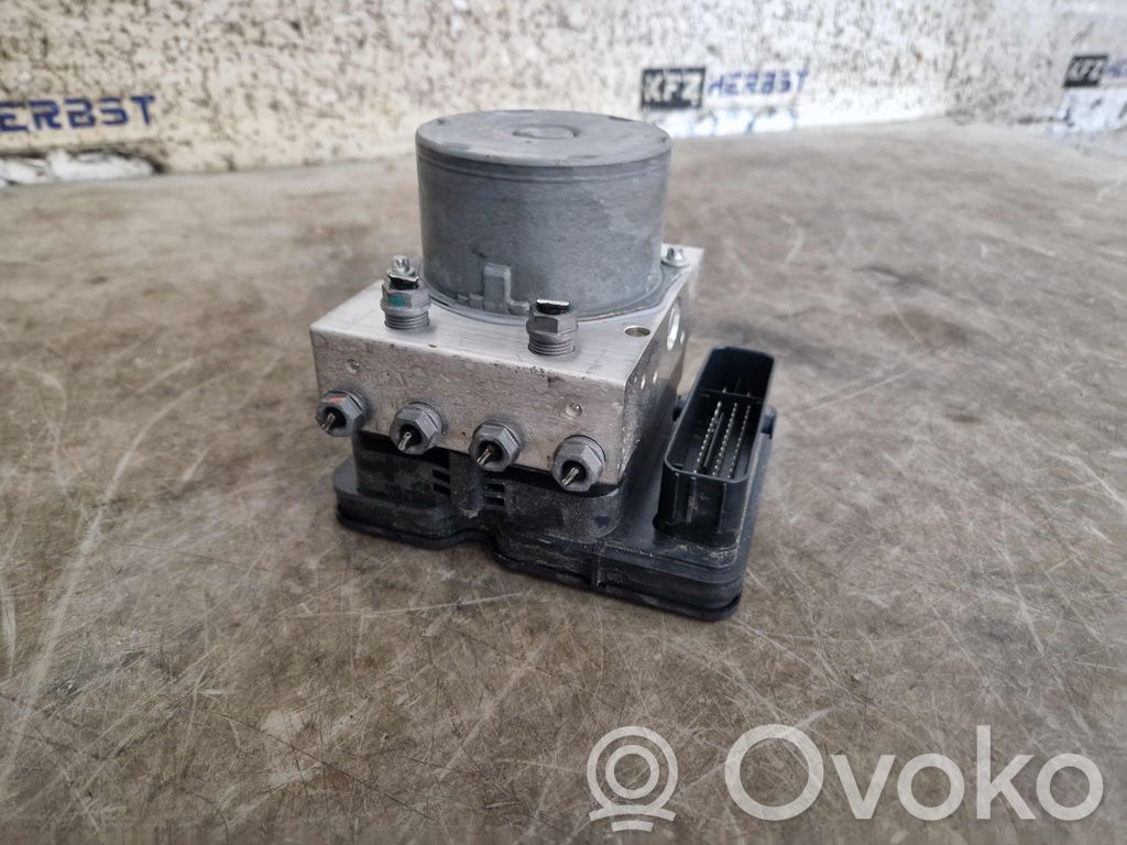 Volkswagen Polo VI ABS-pumppu 