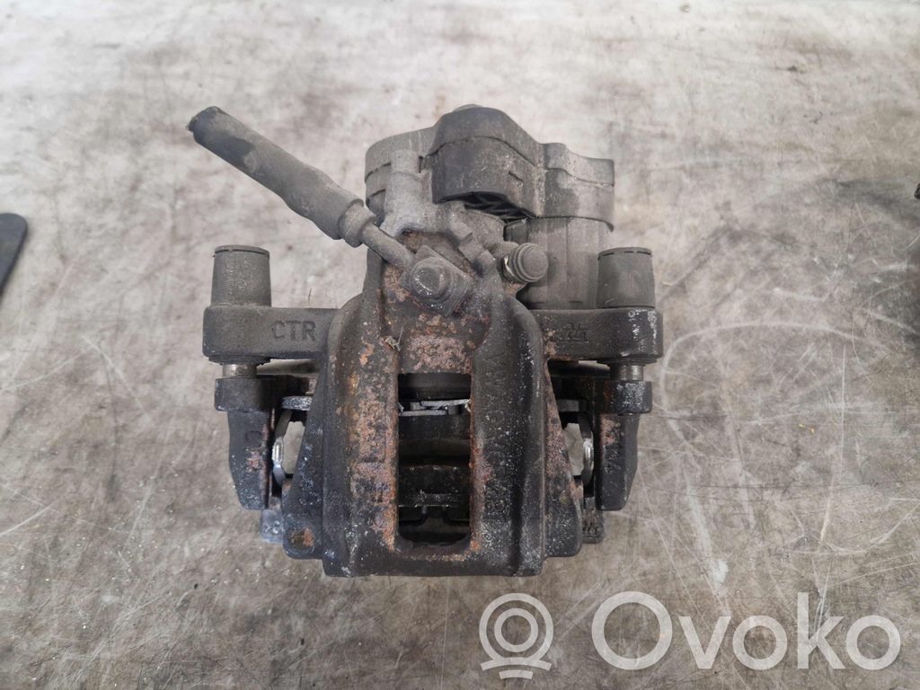 Volkswagen Golf VIII Pinza del freno posteriore