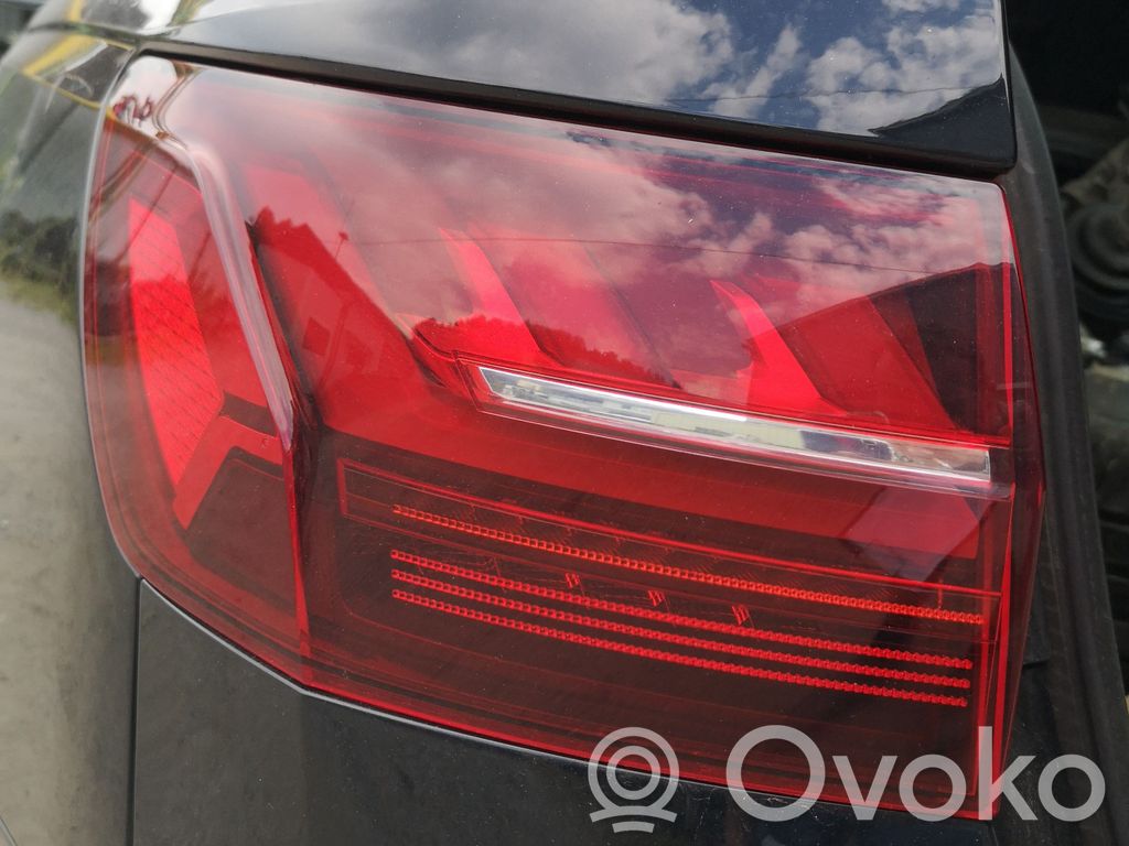 Audi A4 S4 B9 Lampă spate în caroserie 