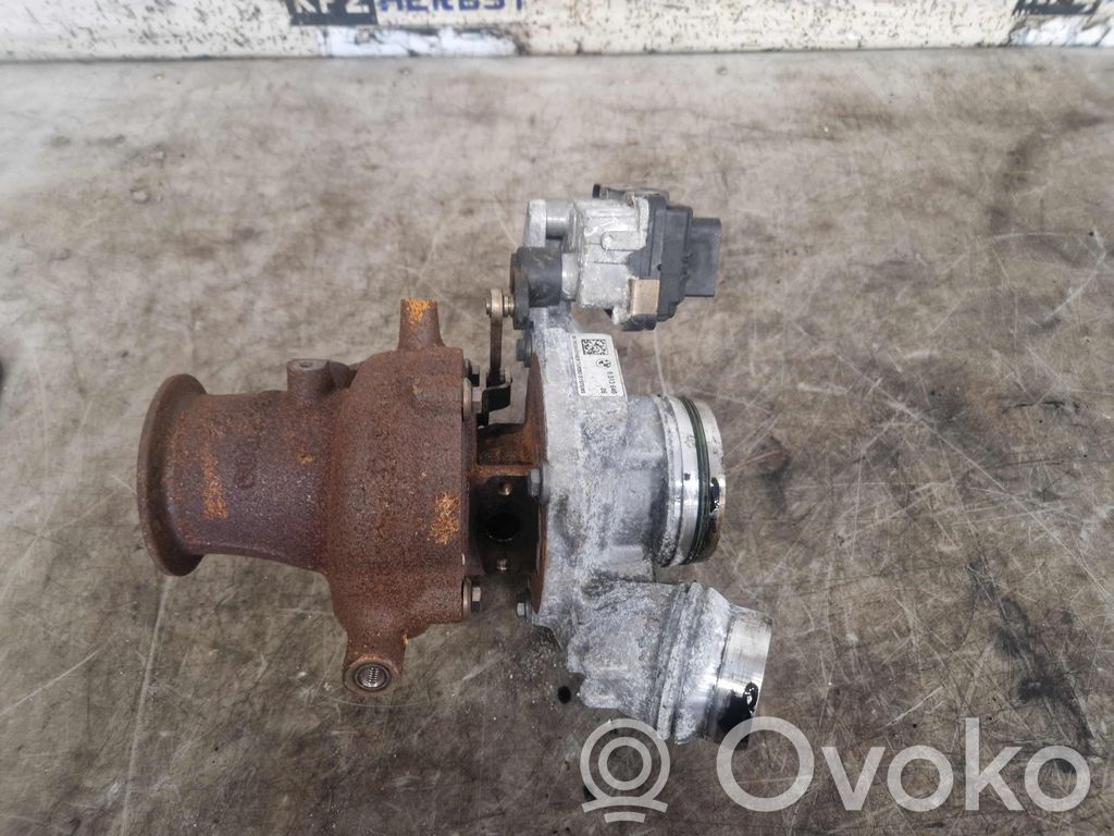 BMW 2 F22 F23 Turbina 