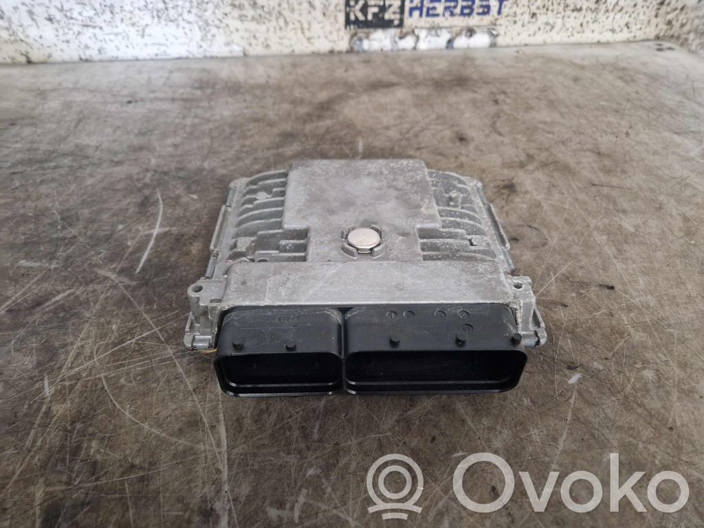 Skoda Fabia Mk2 (5J) Unitate/modul de control motor 