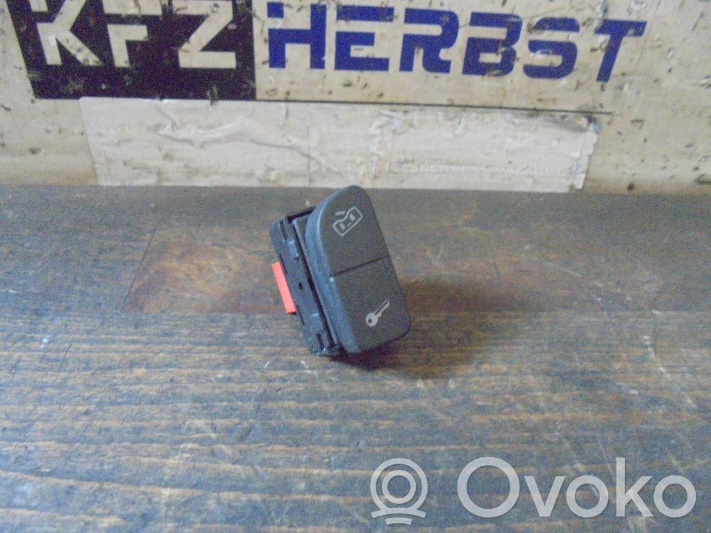 Volkswagen Fox Buton comutator închidere centralizată 