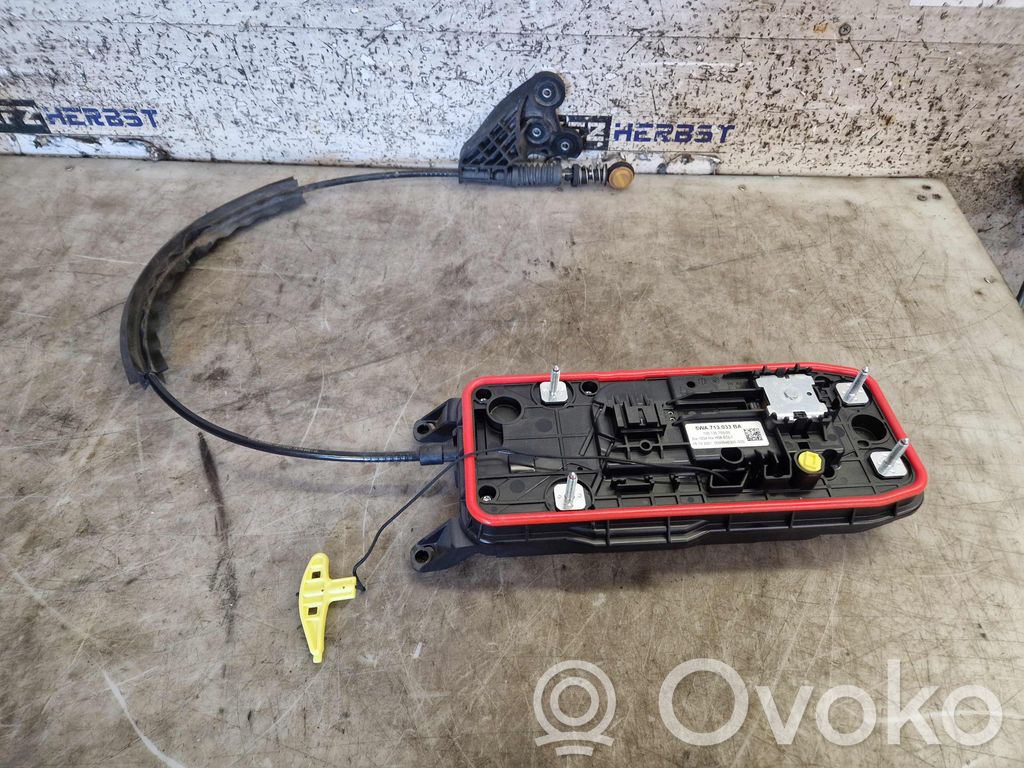 Audi A3 8Y Lewarek zmiany biegów / dolny 