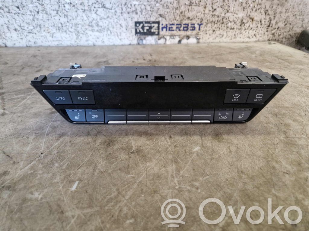 Audi A3 8Y Climate control unit 
