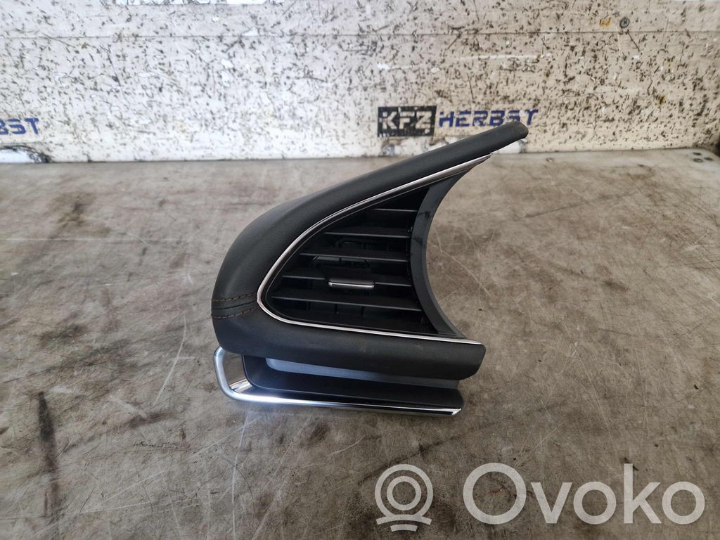 Mazda 3 Grille d'aération centrale