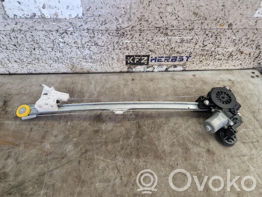 Mazda 3 Macara geam spate fără motor 