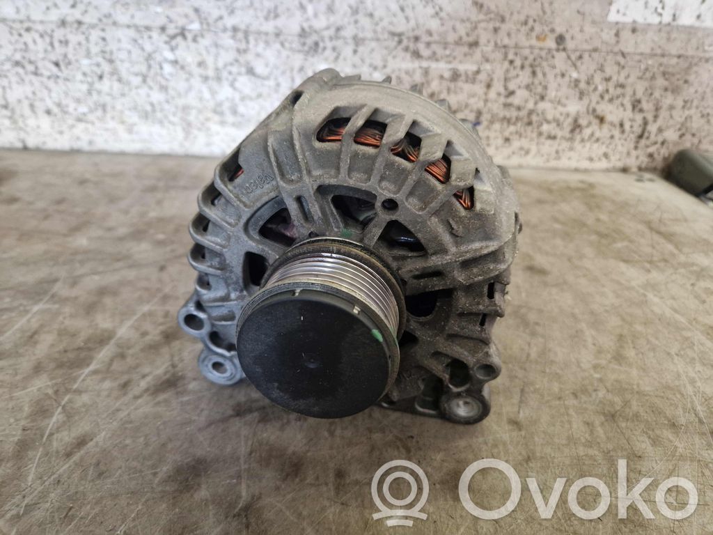 Volkswagen Touran I Generator/alternator 