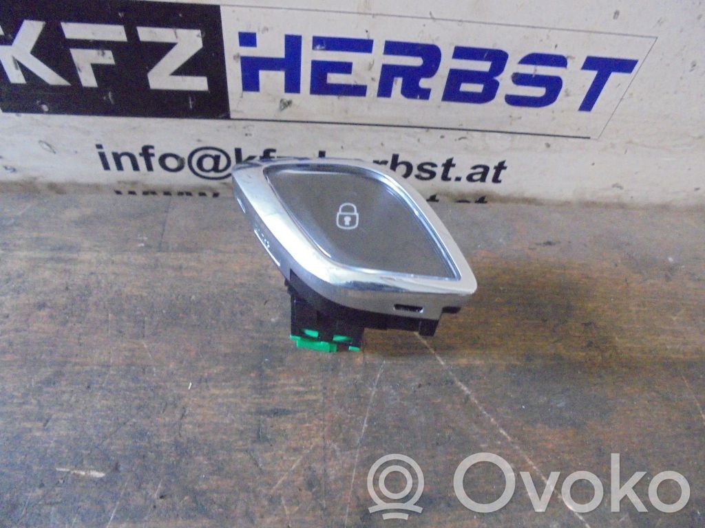 Citroen C3 Botón interruptor de bloqueo de puertas 