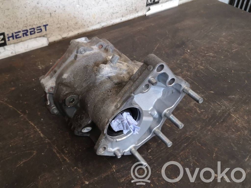 Toyota RAV 4 (XA40) Carcasă diferențial 