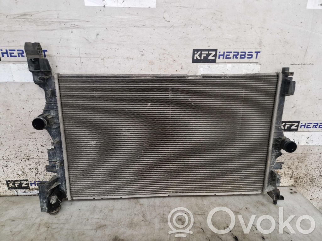 Opel Corsa E Chłodnica / Komplet 